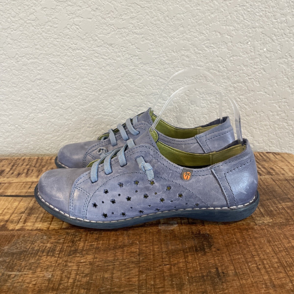 Jungla Shoes Women's Size 6-6.5 Blue Leather Casual Sneakers