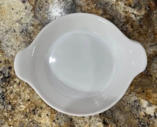 Small round white glossy dish 
