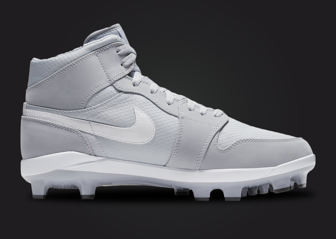 New Nike Air Jordan 1 Retro MCS Baseball Cleats Shoes Wolf  display picture 1