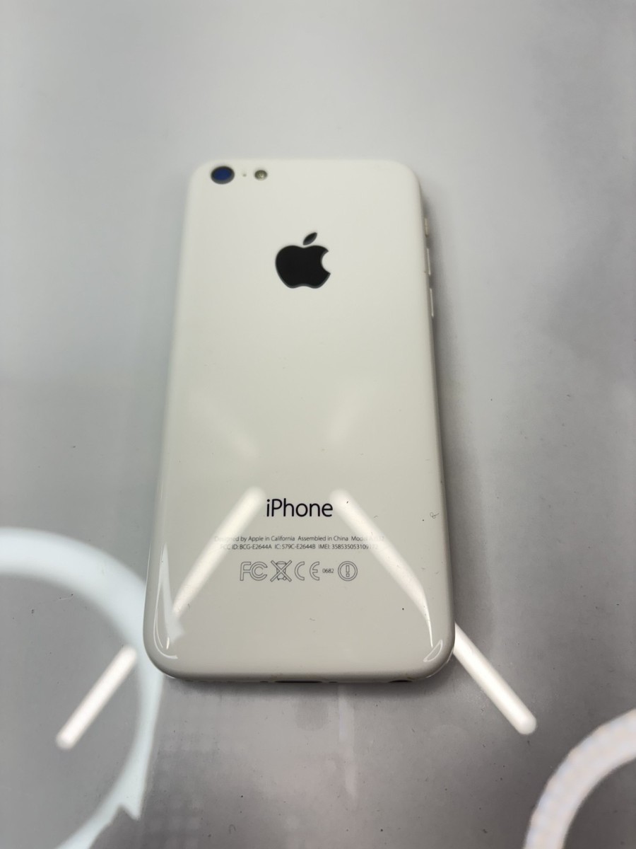 Apple iPhone 5c White Model A1532 - Powers on - For Parts - As Is