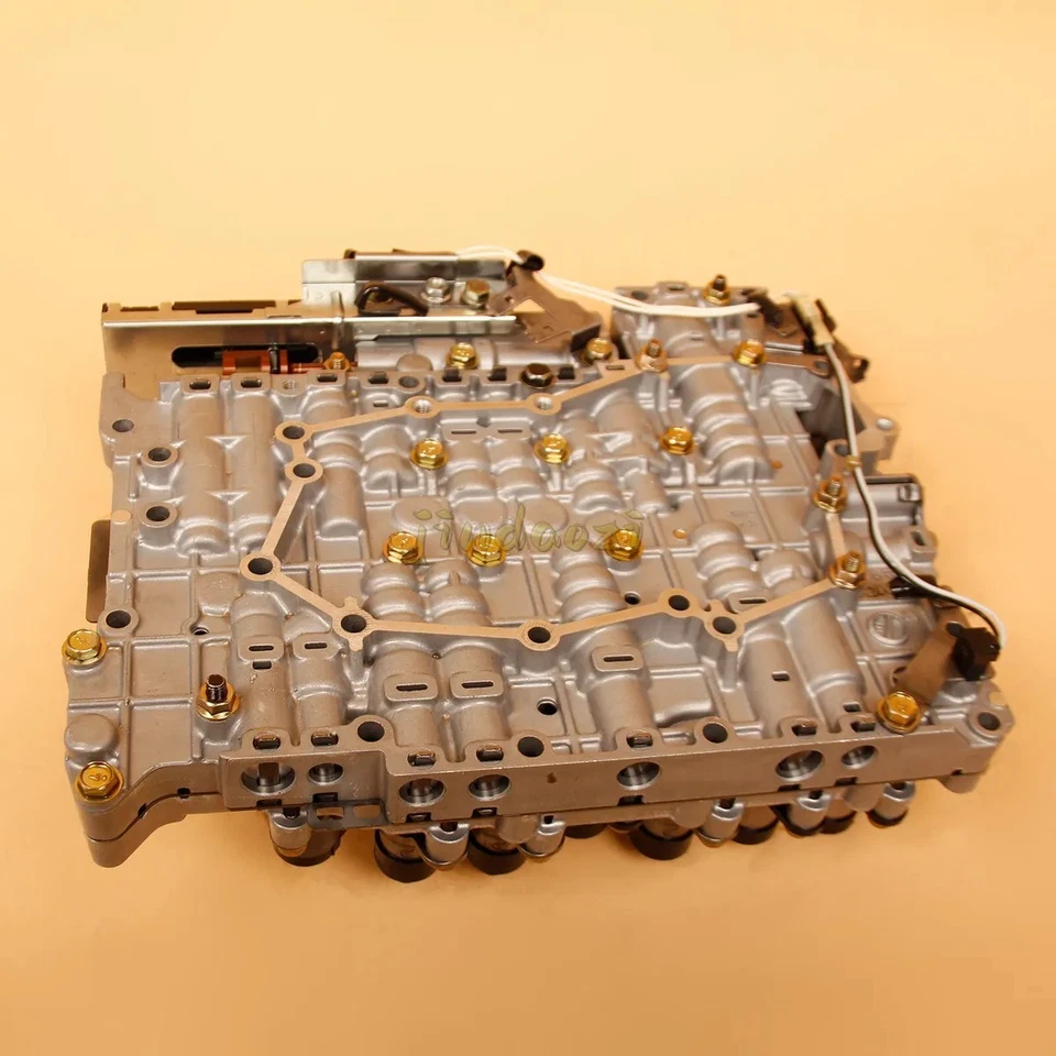 RE5R05A Cuerpo de válvula de transmisión Solenoide TCM para Nissan 350z Foto 3 de 3