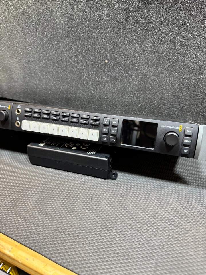 Black Magic ATEM Television Studio HD with Hyperdeck Studio HD Mini Switcher/Rec - Image 4 of 4