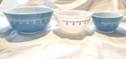 Vintage Pyrex Snowflake Garland Nesting Mixing Bowls Set Of 3 Blue White 1972