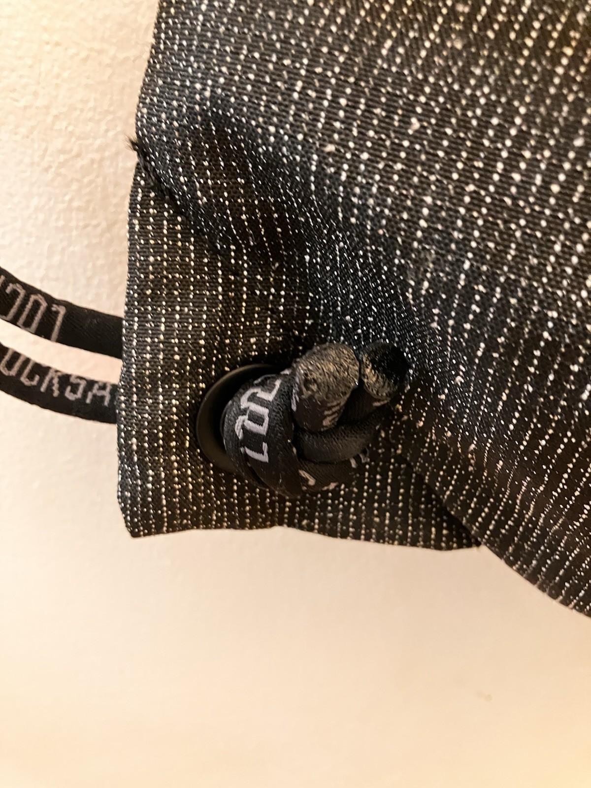 Locksack Anti-Theft Drawstring Backpack with Comb… - image 5