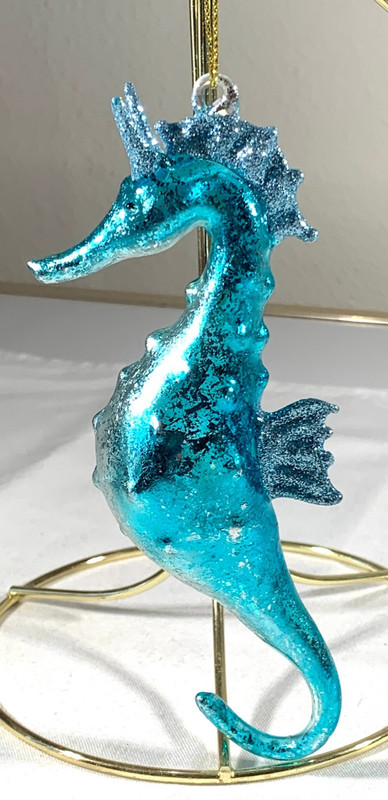 IRIDESCENT BLUE AND SILVER SEAHORSE ~ BLOWN GLASS ORNAMENT ~ 6 1/4" ~ GLITTERED