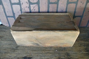 antique primitive original smoke paint slide top candle box early 19th c 8x14x6