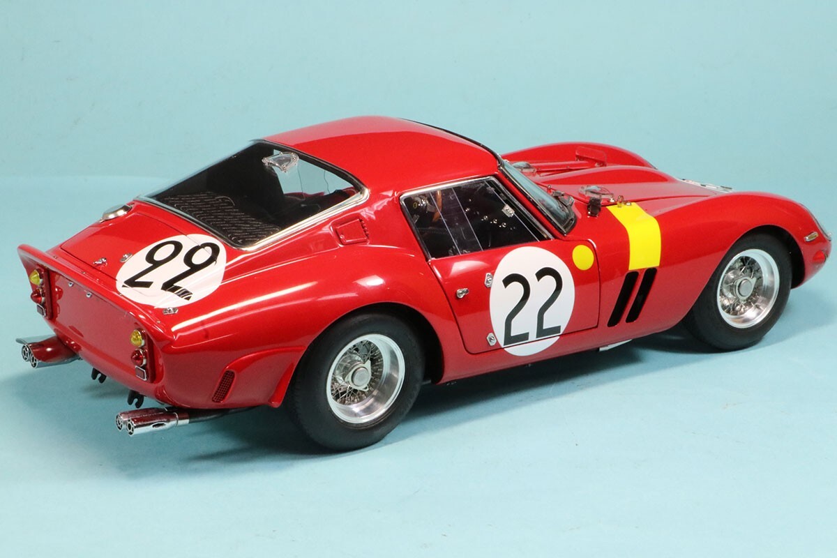 CMC 1/18 Ferrari 250 GTO LHD Le Mans 1962 No.22 3rd. | eBay