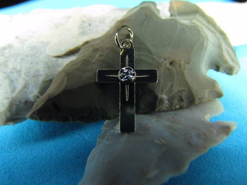 Golden Cross Pendent Genuine Diamond 14K Solid Yellow Gold - Picture 4 of 12