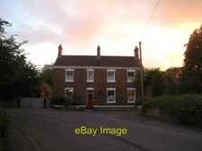 Photo 6x4 Farmhouse, Manor Lane, Goxhill  c2010