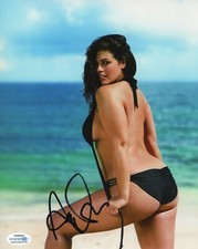 Ashley Graham Sexy Supermodel Autographed Signed 8x10 Photo ACOA