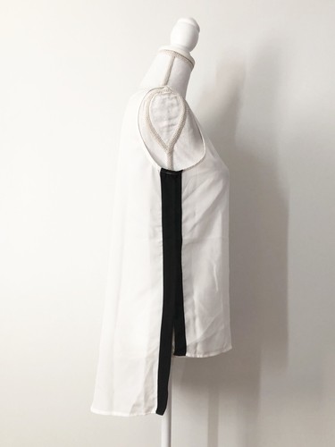 NWT $70 Ellen Tracy Soft White Black Top Blouse Tunic Size Small Hi Low V-Neck - Picture 4 of 9