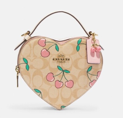 【SALE★送関込/国内発送】COACH Heart Crossbody COACH Heart Crossbody In Signature Canvas With Heart Cherry