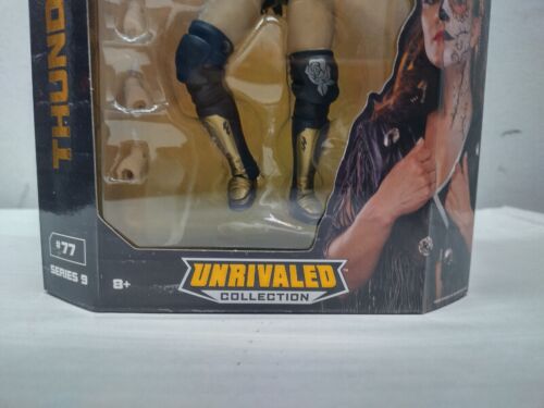 Modellino All Elite Wrestling AEW Unrivaled Collection Serie 9 Thunder Rosa - Foto 4 di 11