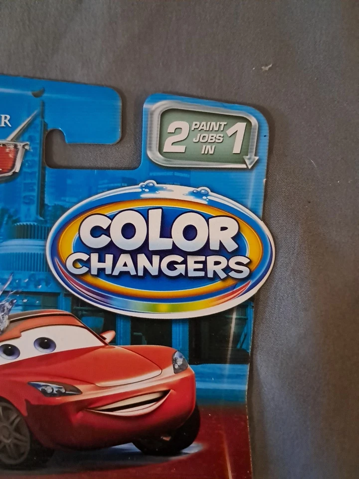 Disney Pixar Coches Cambiadores de Color BOB CUTLASS Coche 2 Trabajos de Pintura en 1 Nuevo Muy Raro Foto 4 de 4