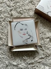 Estée Lauder ACT IV Best Picture Multi-Look ...