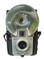 Kodak Brownie Starflash Vintage Camera Dakon Lens 127 Film USA Mid-Century