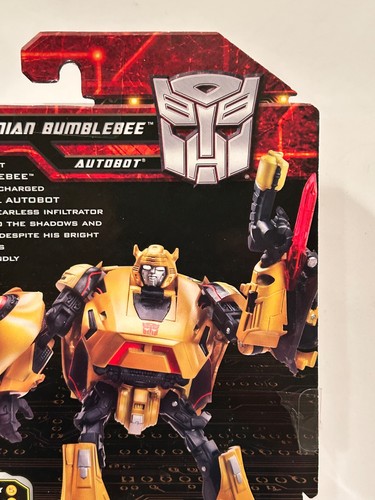 Transformers Generations Deluxe Class Cybertronian Bumblebee - Picture 10 of 14