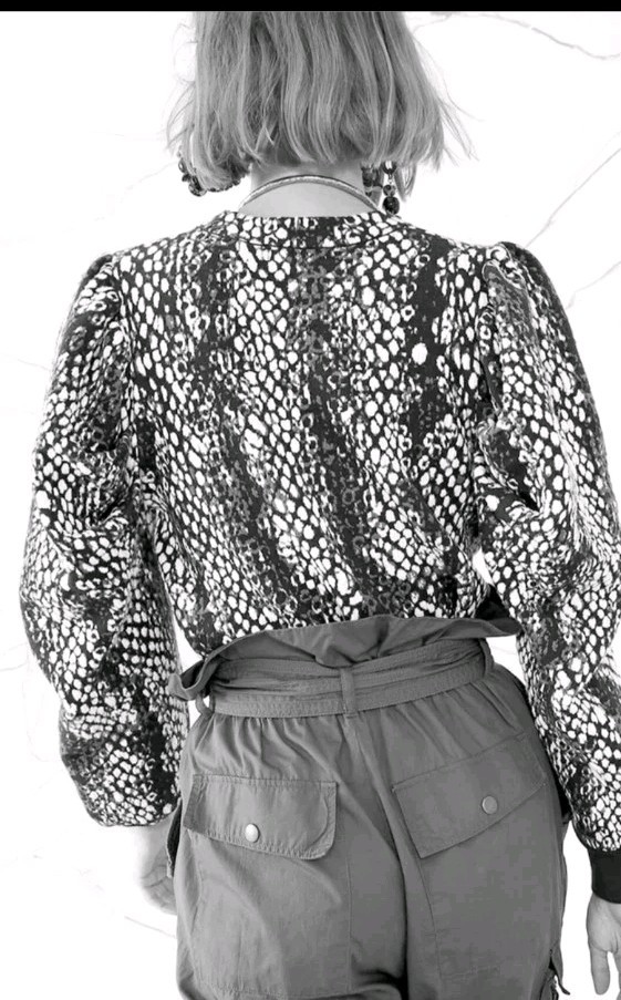 Gemma Python Jacquard Sweater Sz S SAMPLE - image 7