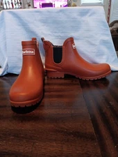 Barbour Wilton Welly Women's Size 7 Waterproof Chelsea Boots Pull On