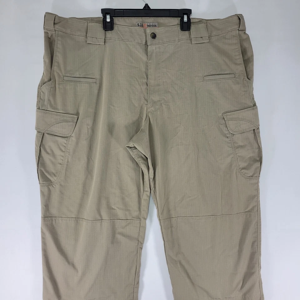 5.11 战术男式工装裤米色卡其色制服安全尺寸 44 x 33 — 第 2/4 张图片