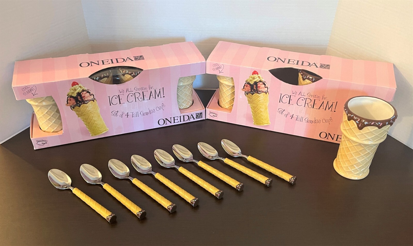 8 (2 Sets) New Oneida Ice Cream Sundae Sprinkle Cone Cups w/Matching