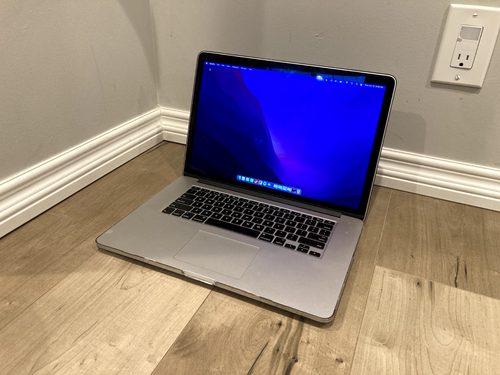 MacBook Pro (Retina, 15-inch, Mid 2015), 2.5 GHz Quad-Core Intel Core i7, 16GB m - Afbeelding 3 van 3