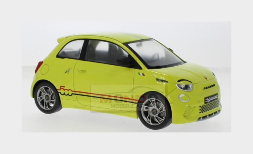 Ixo 1:18 Fiat 500e Abarth Année de construction 2024 bleu MCG18499