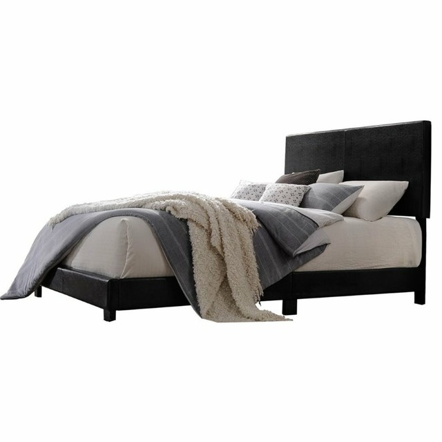 2 Piece Bedroom Set With Queen Panel Bed And White Nightstand