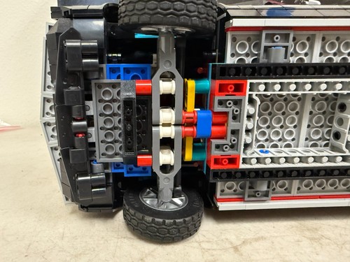 LEGO Icons 10304 Chevrolet Camaro Z28 1456 pcs 1969 Creator Chevy Z 28 - Picture 12 of 15