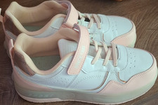 shein Sneaker LED Leuchtsohle Klettverschluss...