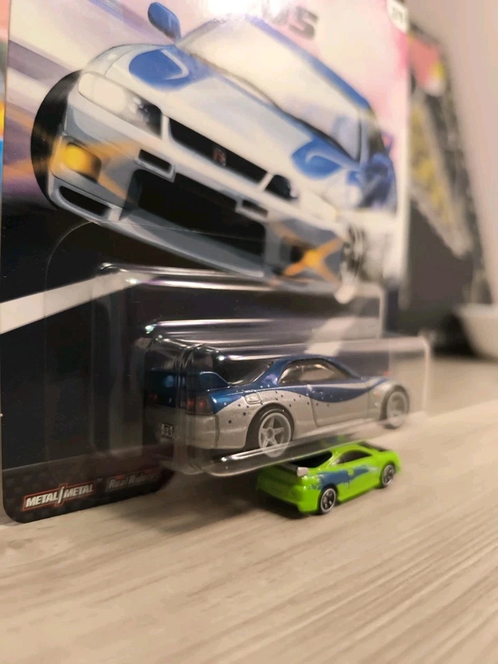 Hot Wheels Premium Fast & Furious Nissan Skyline GT-R (BCNR33) Quick Shifters - Image 3 of 4