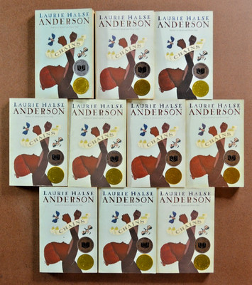 Guided Reading Set of 10 Chains by Laurie Halse Anderson Chapter Book Teacher