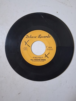 #ad 45 RPM Garage Rock The Young Ones The Young Ones Sincerely Deluxe VG $20.75