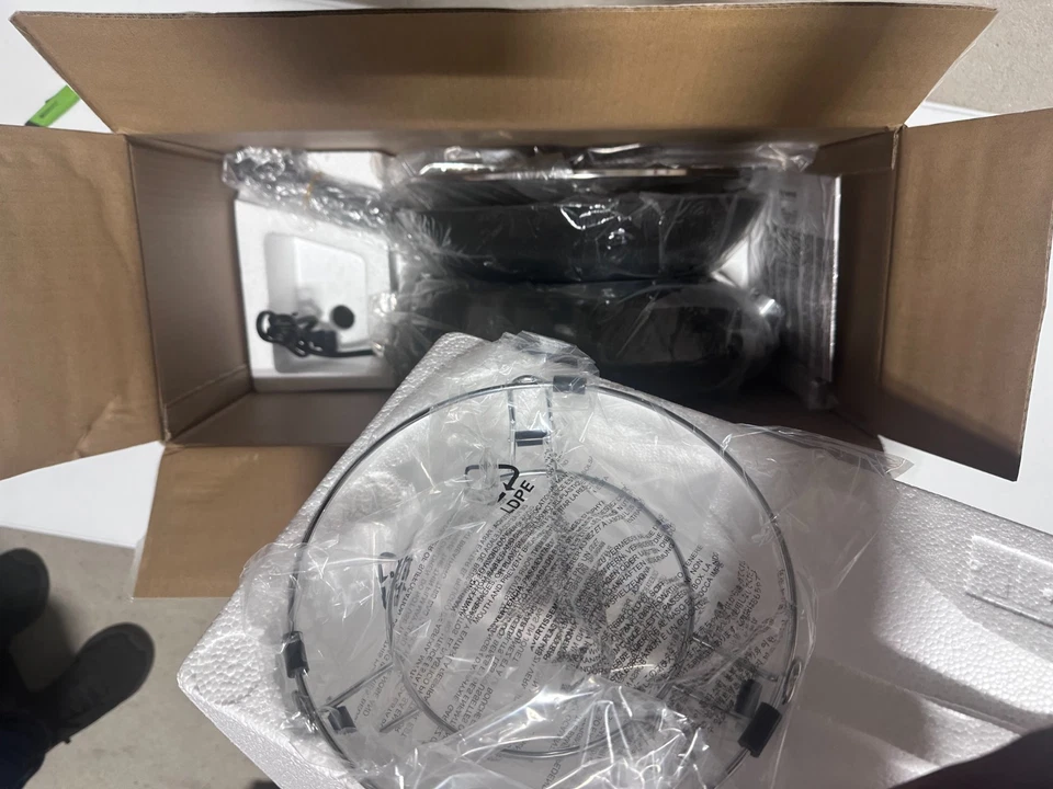 Wok caliente de inducción Nuwave con wok de acero al carbono de 14", tapa de vidrio y soporte Foto 4 de 4