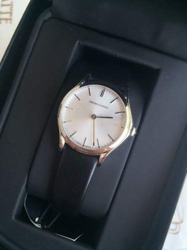 Nuevo con etiquetas Reloj Emporio Armani para mujer correa de cuero negro suizo 28 mm ARS7013 $695 - Imagen 9 de 11