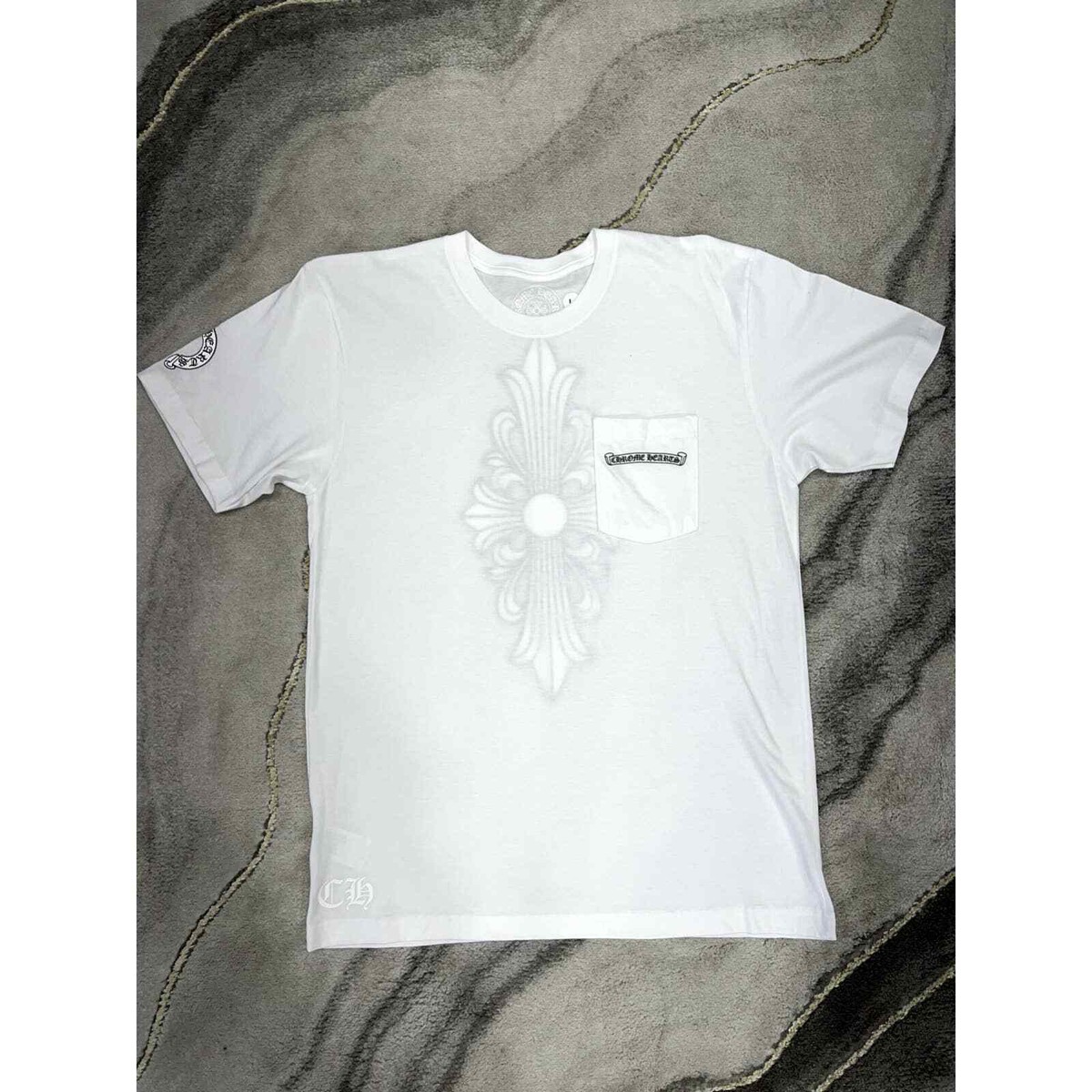 Chrome Hearts White Black Floral Cross Back Logo Short Chrome Hearts White Black Floral Cross Back Logo Short