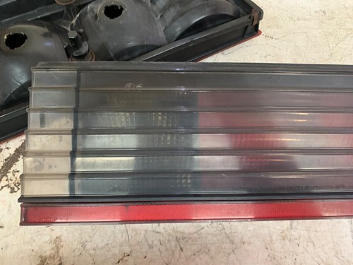 1982-84 PONTIAC TRANS AM LEFT RIGHT TAILLIGHT ASSEMBLY - Picture 11 of 17