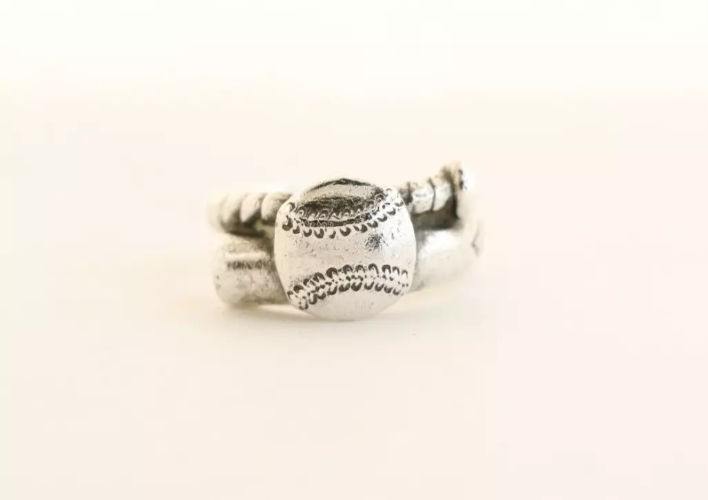 RETIRED Authentic JAMES AVERY Baseball and Bat Wrap Ring Size 5.5