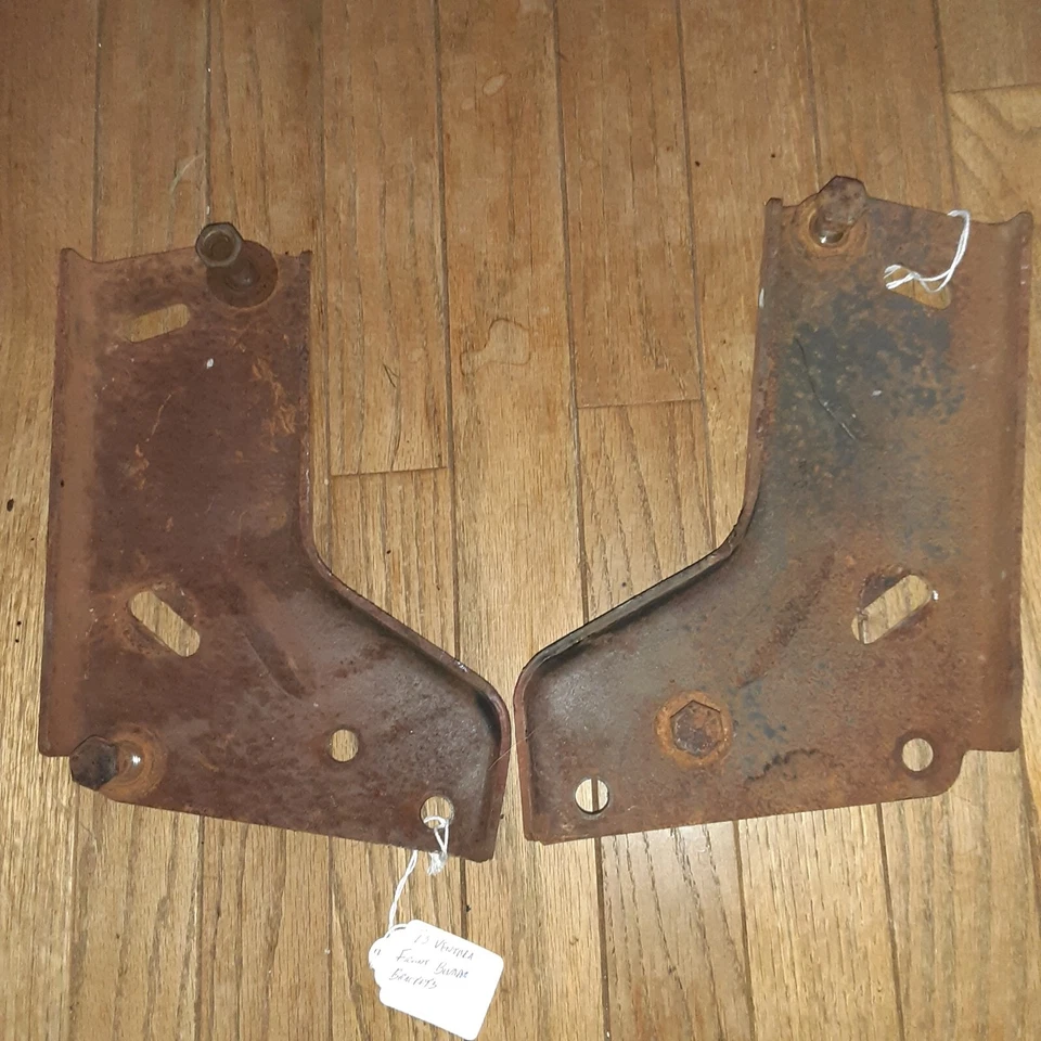 73 74 庞蒂亚克文图拉前保险杠到框架支架右手 LH 1973 1974 D3 — 第 2/2 张图片