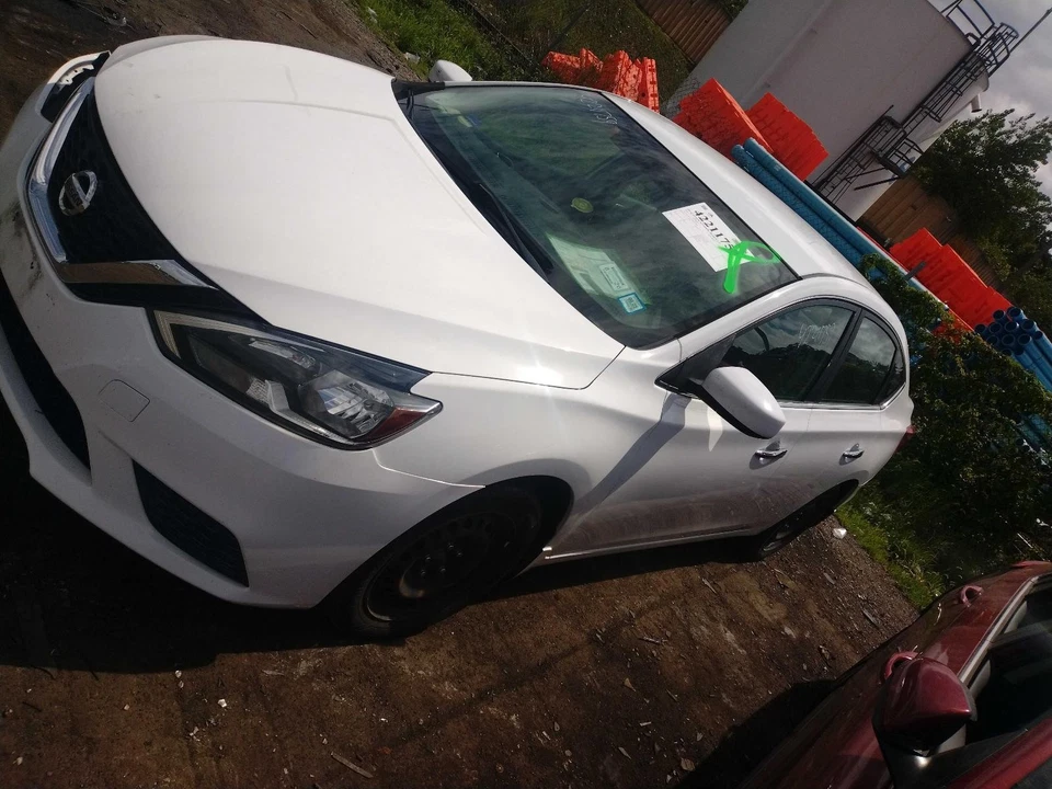 Nissan Sentra 2017 tapa de cubierta blanca OEM usado 64.000 millas NJ25-20845-507250 Foto 2 de 4