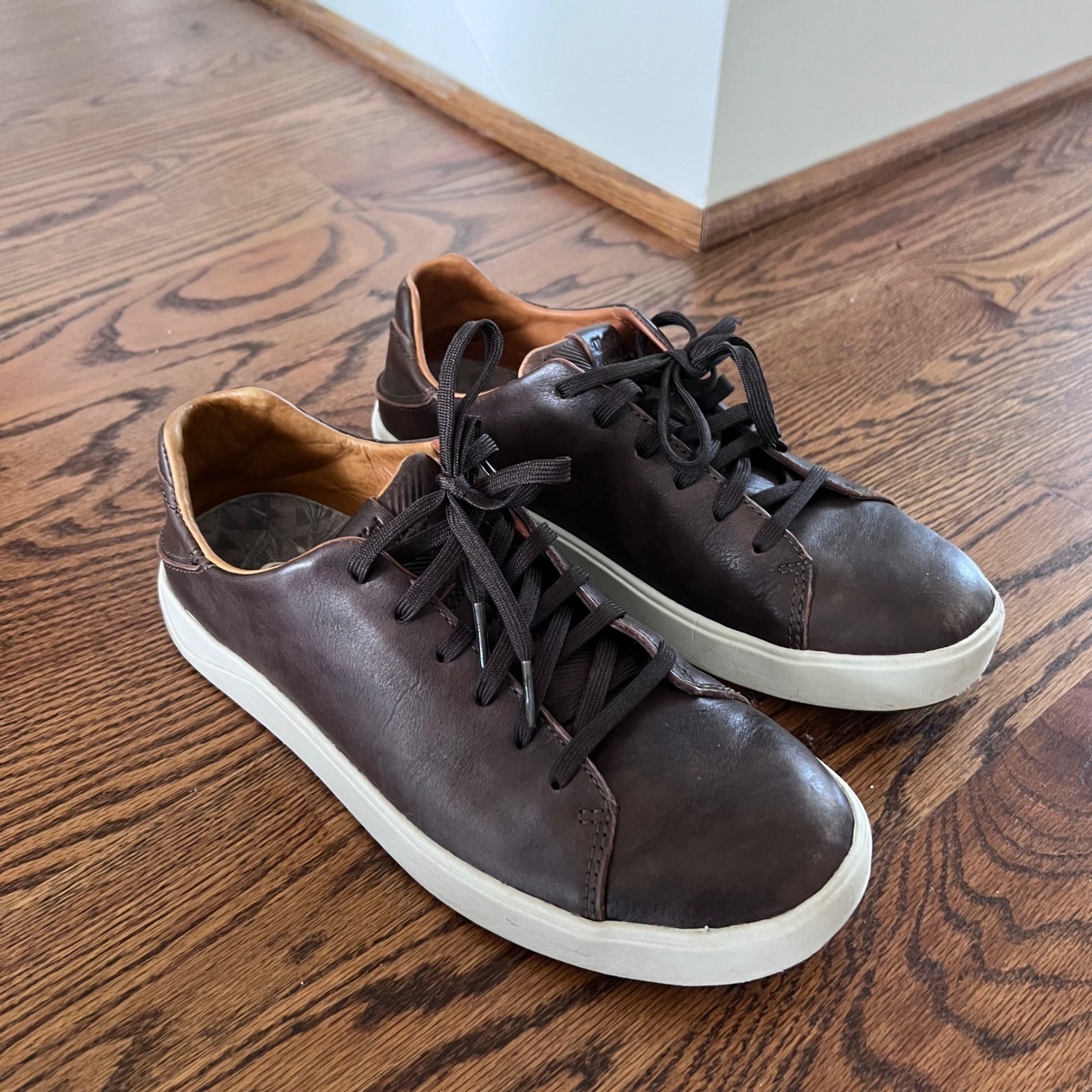 OluKai Laeahi Li'ili'i Dark Brown Leather Lace Up Shoes Men's US 8.5 EUR 41.5