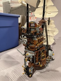 LEGO the LEGO Movie MetalBeard's Sea Cow 70810