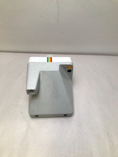 Polaroid Now 2nd Generation I-Type Instant Film Camera - Black & White (9072) - Picture 2 of 2