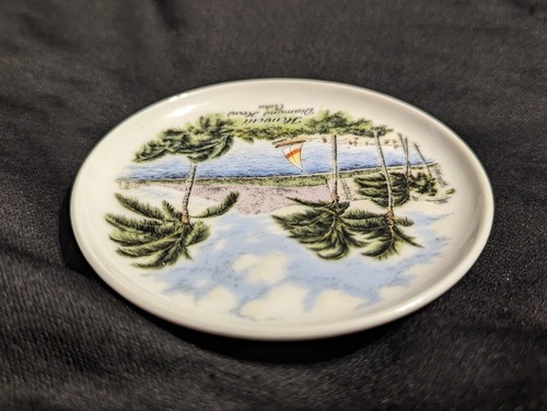 Kaiser Germany/Eva Air Hawaii Souvenir Wall Hanging Plate, 4" PRE-OWNED - Picture 5 of 12