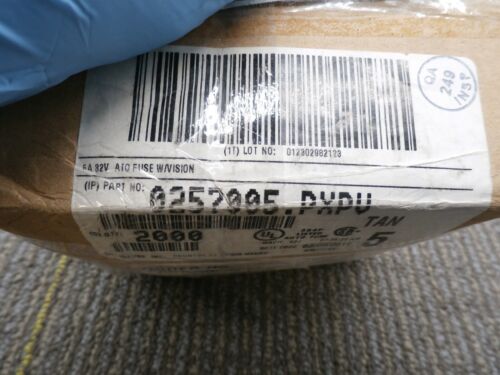 New (2000 PIECE LOT) 0257005.PXPV, FUSE AUTO 5A 32VDC BLADE ATO/ATC, ROHS NEW - Picture 2 of 2