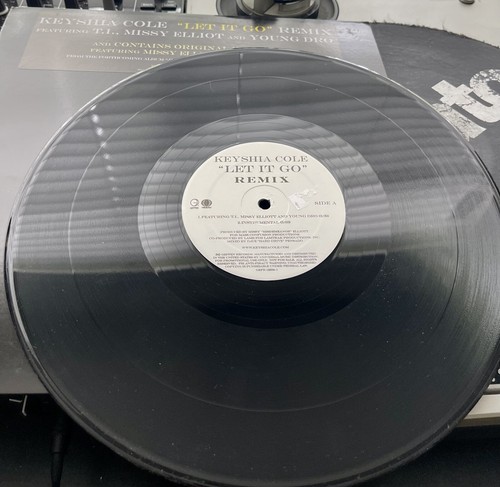 Keyshia Cole & Lil' Kim - Let It Go OG 2007 Press 12" PROMO in OG Cover VG+/VG+ - Bild 2 von 2