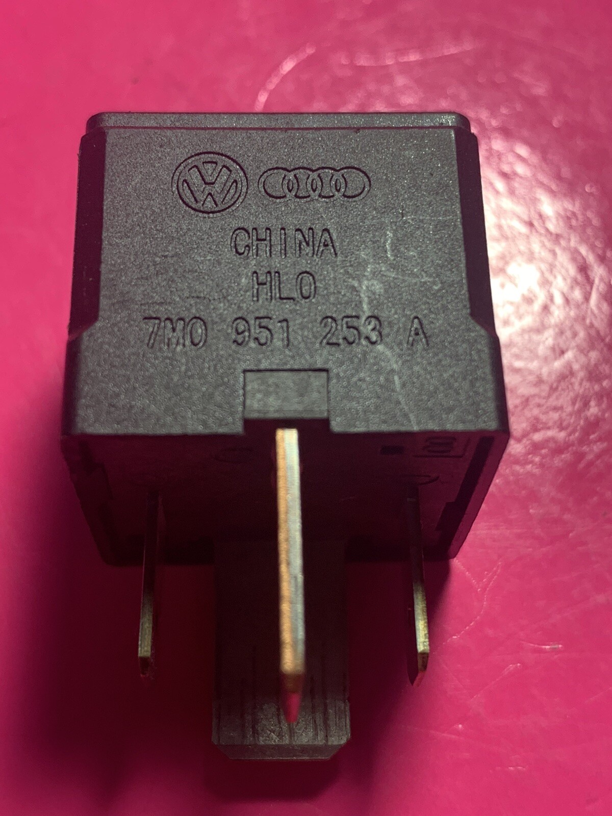 Audi VW Seat ECU & Fuel Pump 4Pin Relay (No. 100) 7M0951253A Hella