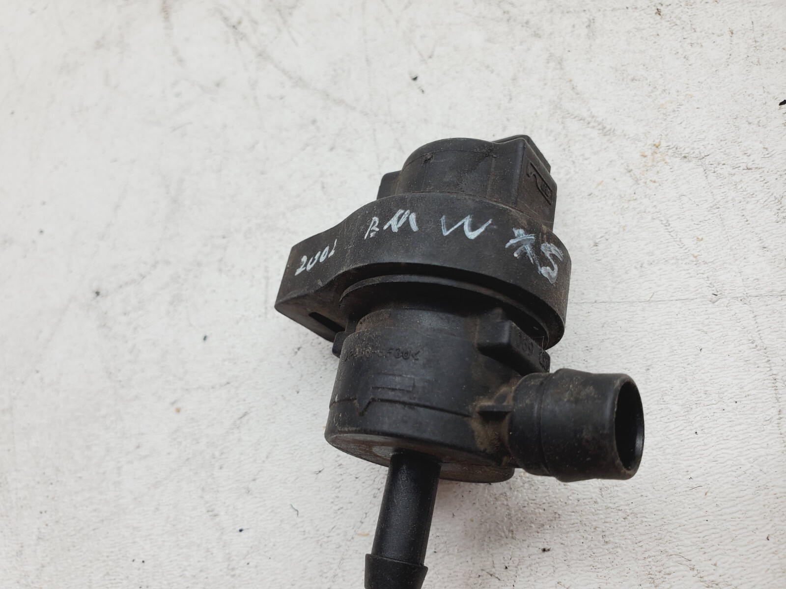 20012005 BMW X5 FUEL TANK BREATHER VALVE 1433602 OEM E496 eBay