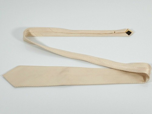 DONALD J. TRUMP SIGNATURE COLLECTION Ivory White Geometric President Luxury Tie - Picture 2 of 9