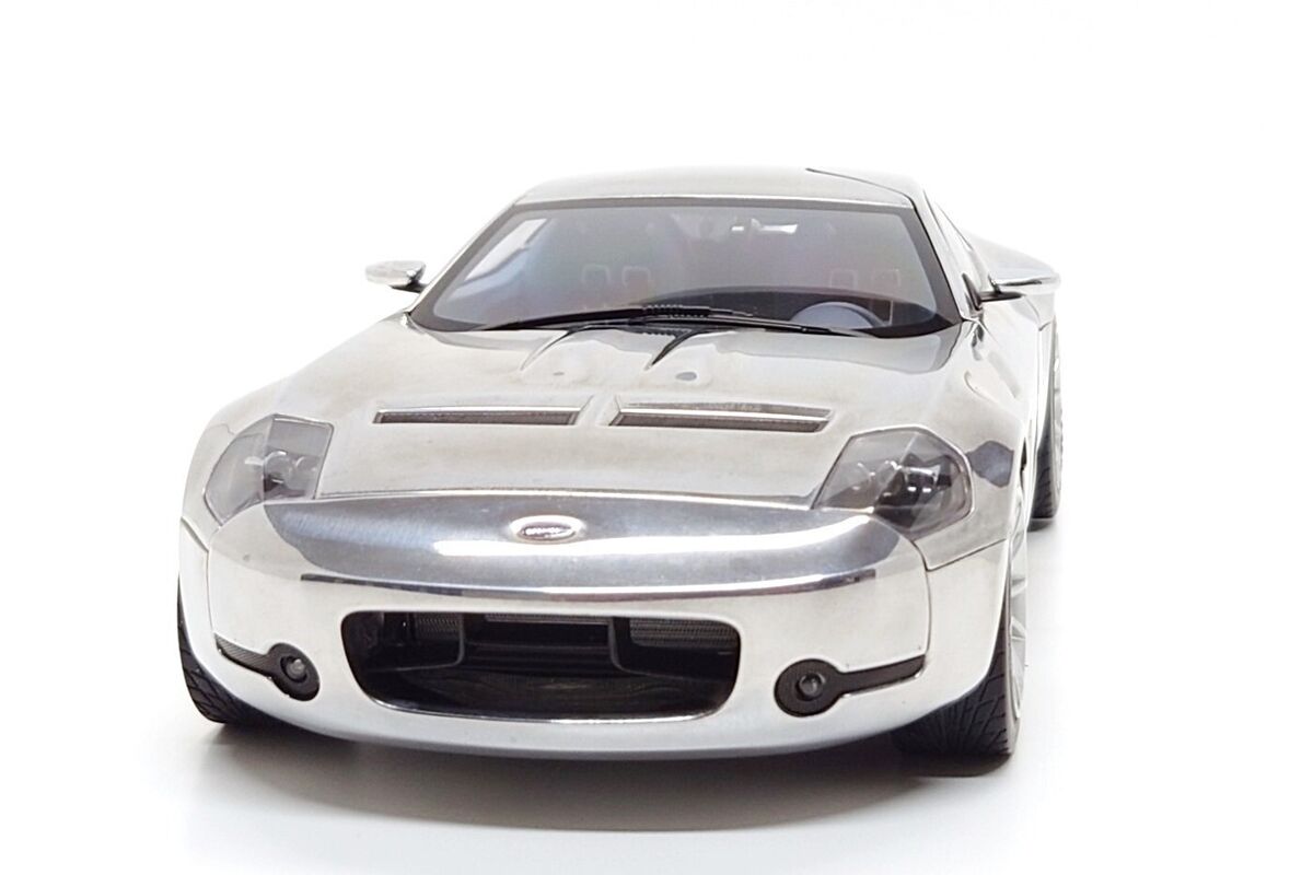 AUTOart 1:18 Ford Shelby GR-1 Concept in Aluminum Chrome (No AUTOart 1:18 Ford Shelby GR-1 Concept in Aluminum Chrome (No